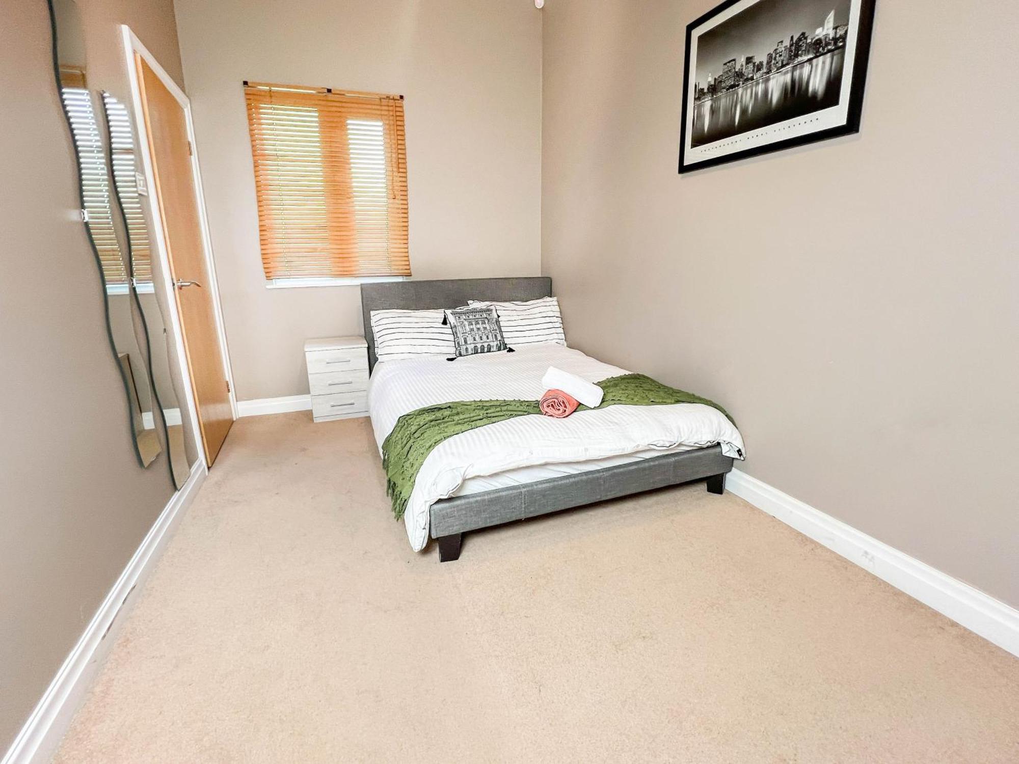 2 Bed - 2 Bath - Duplex Apartment Next To Lbu-Headingley Centre-Ycc Arena-Families-Relocators - Long Stay Rates Available Meanwood Extérieur photo